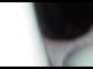 Мужик снимает русское домашнее порно крупным планом с жопастой шлюшкой