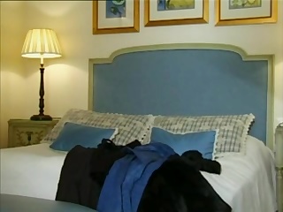 Порно кастинг с 18 летней русской красавицей с красными щёками