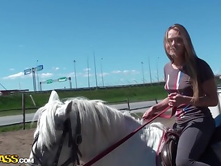 Путешествие и секс пары из Кирова по ближайшей деревне