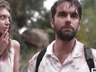 Отдалась за еду! У голодающей сучки Лены Кошки не было выбора!