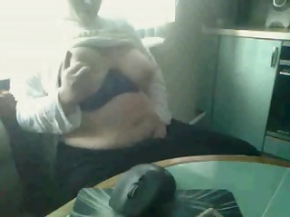 Одинокая русская женщина устроила веб секс